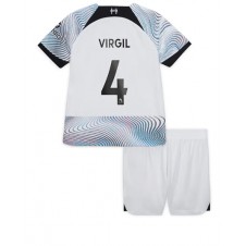 Liverpool Virgil van Dijk #4 Bortaställ Barn 2022-23 Korta ärmar (+ Korta byxor)